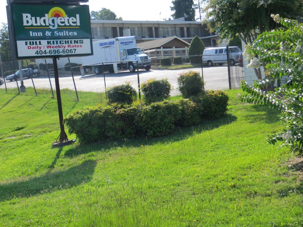 Budgetel Inn And Suites Lodge West Eksteriør billede