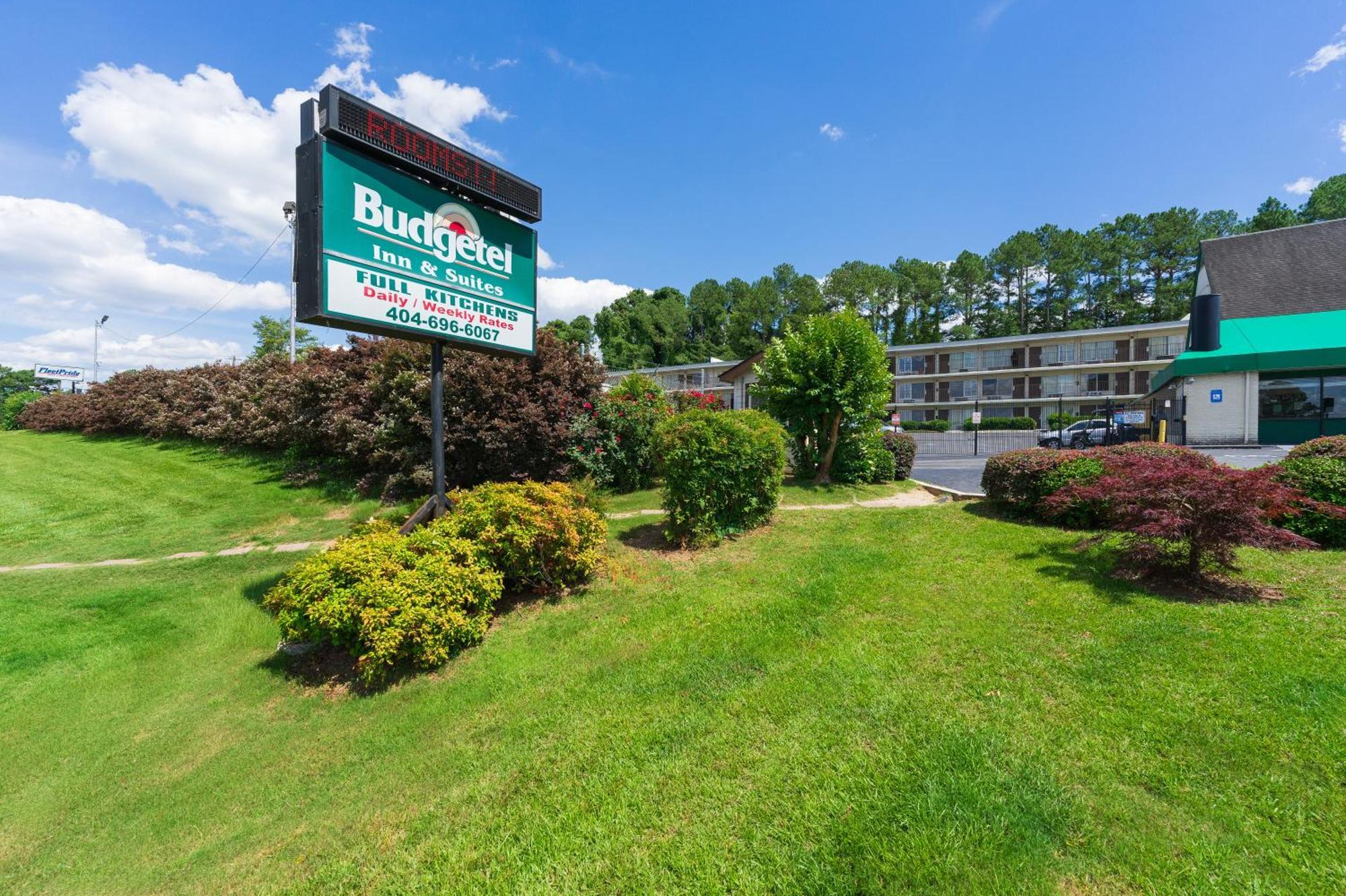 Budgetel Inn And Suites Lodge West Eksteriør billede